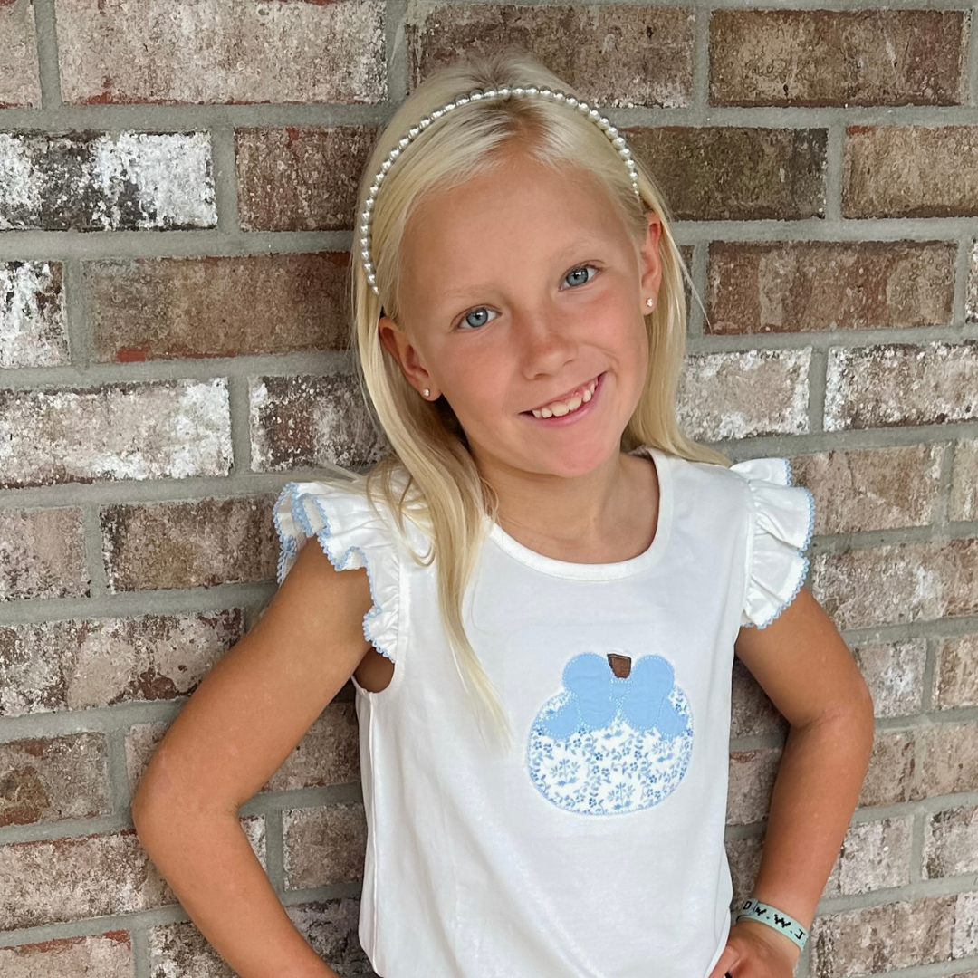 Blue Chinoiserie Pumpkin Appliqué Flutter Top - White Knit