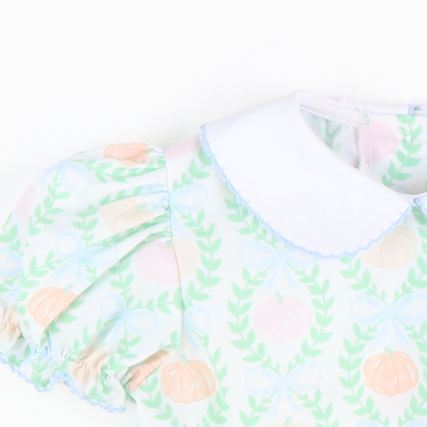 Heirloom Pumpkins Collared Girl Bubble